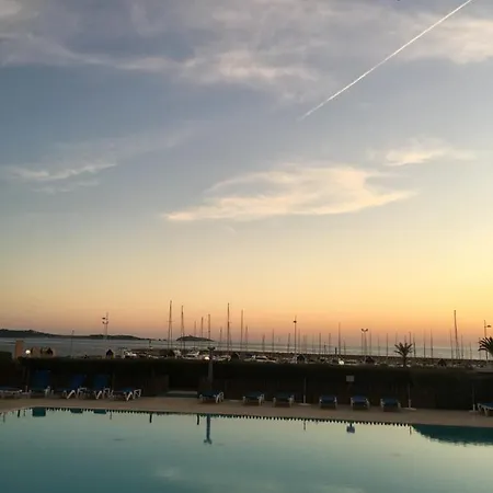 Apartman Face A La Mer, Piscine Parking Prive, Plage ... *